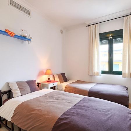 Beach And Town Centre At Your Doorstep Marbella Luaran gambar